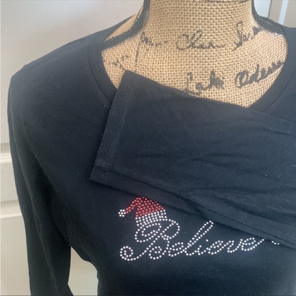 Believe Christmas Bling Crystal Santa Hat Long Sleeve‎ Holiday Tee Shirt Size M - Picture 4 of 6